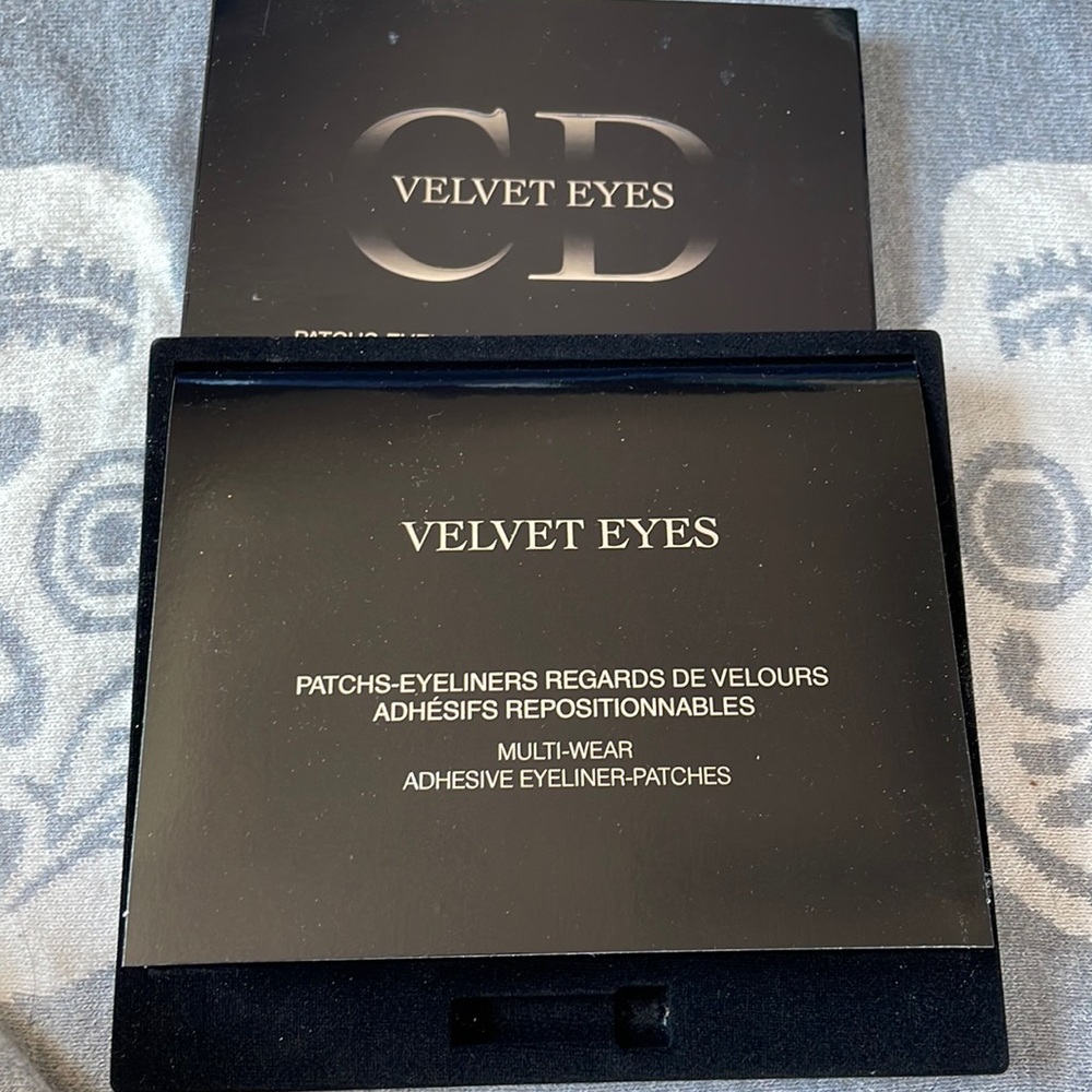 Dior velvet eyes